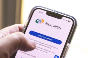 INSS começa a enviar mensagens para avisar aposentados e pensionistas realizarem a prova de vida